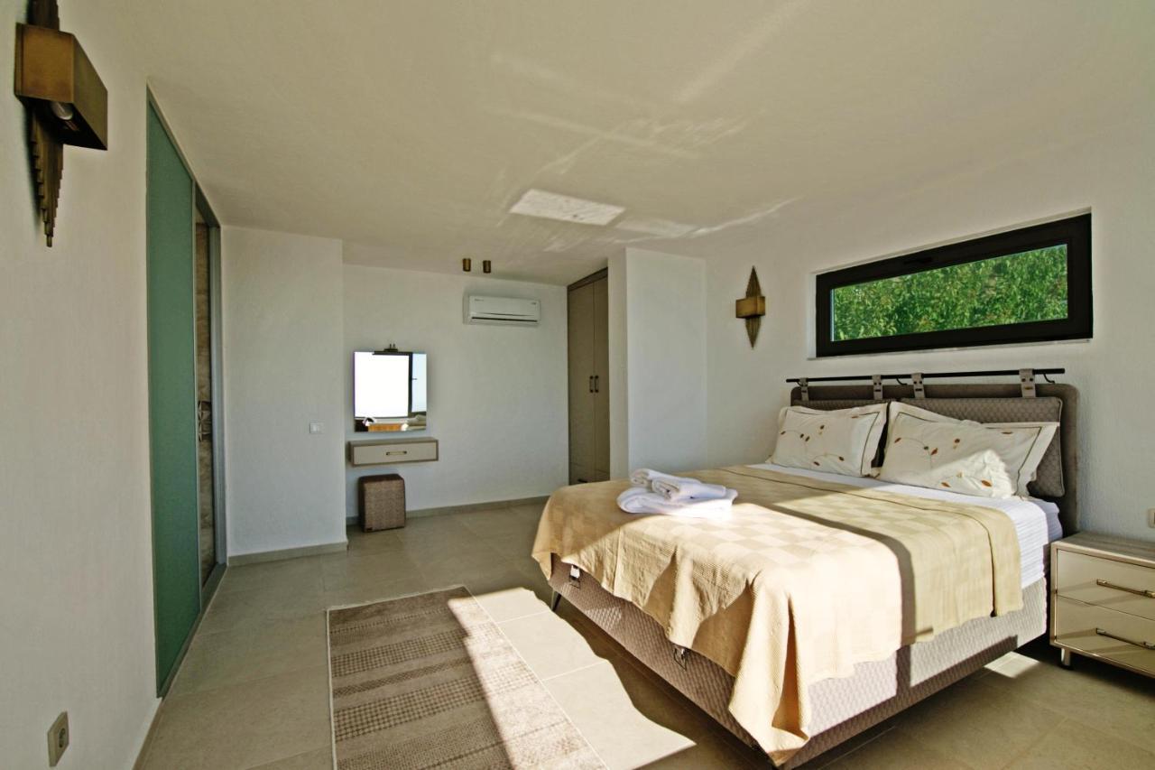 Villa With A Private Heated Pool, Jacuzzi, Overlooking Spectacular Views Of The Sea 卡斯 外观 照片