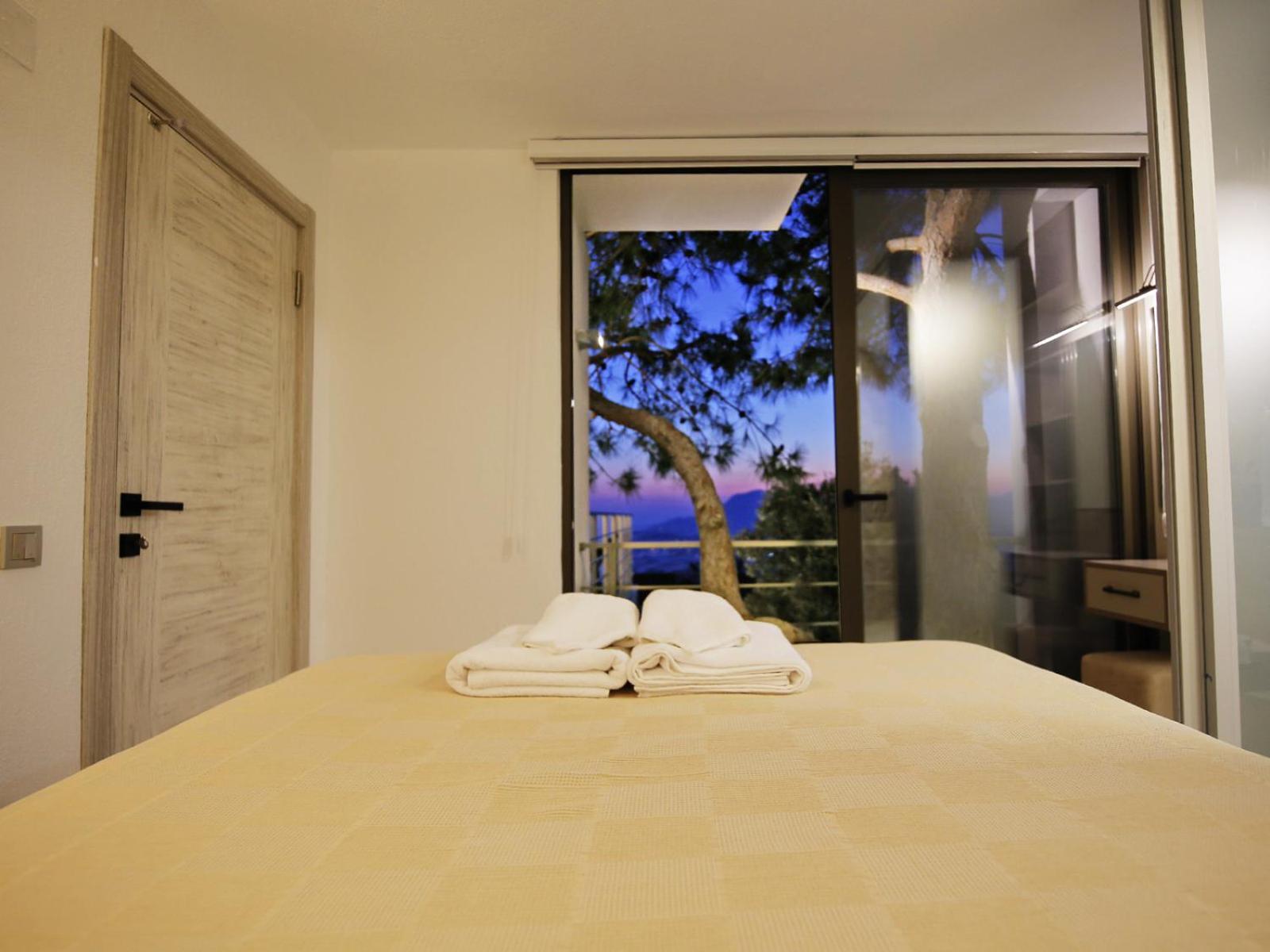 Villa With A Private Heated Pool, Jacuzzi, Overlooking Spectacular Views Of The Sea 卡斯 外观 照片
