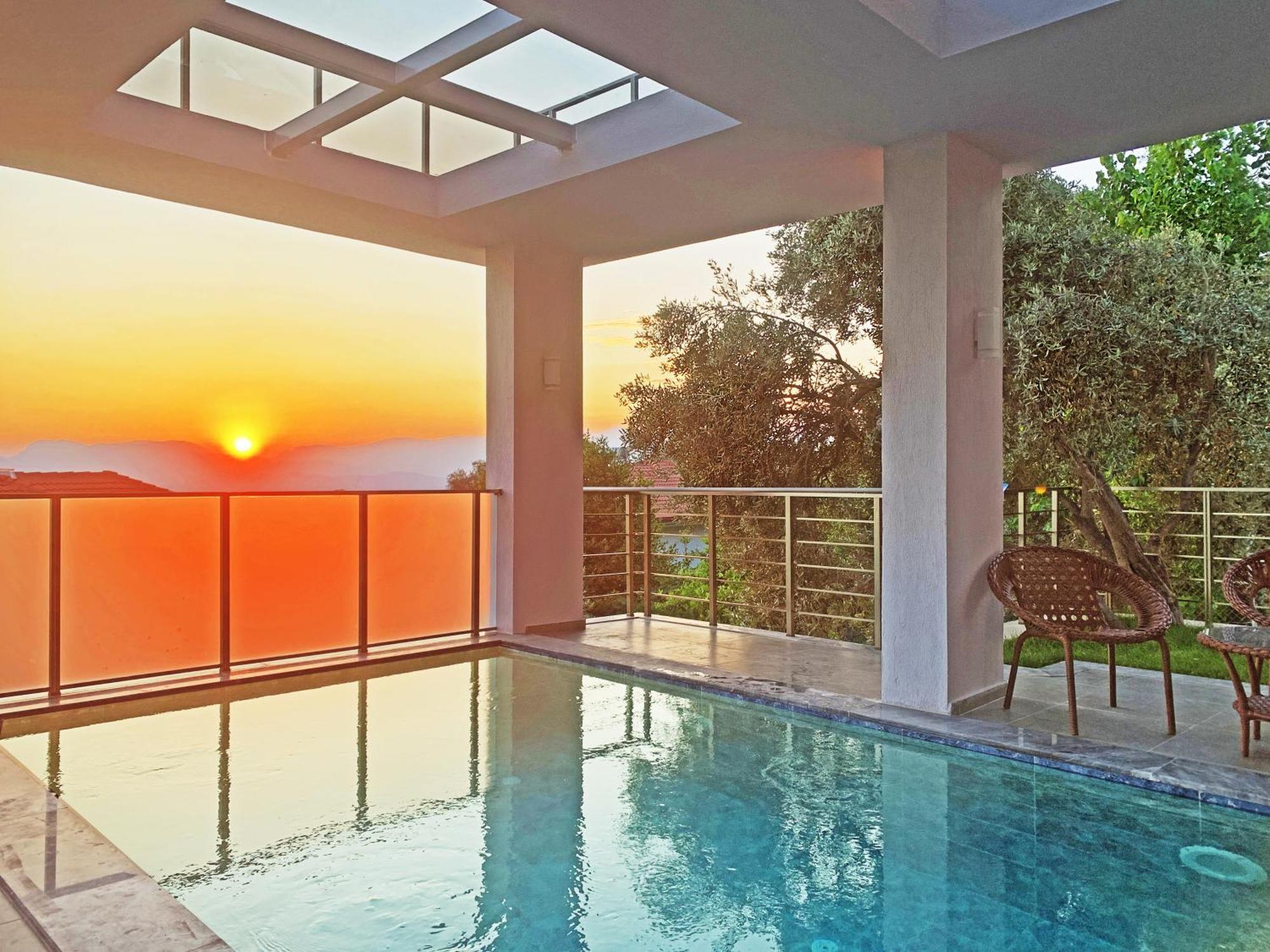 Villa With A Private Heated Pool, Jacuzzi, Overlooking Spectacular Views Of The Sea 卡斯 外观 照片